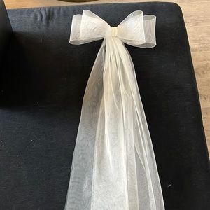 Bow veil